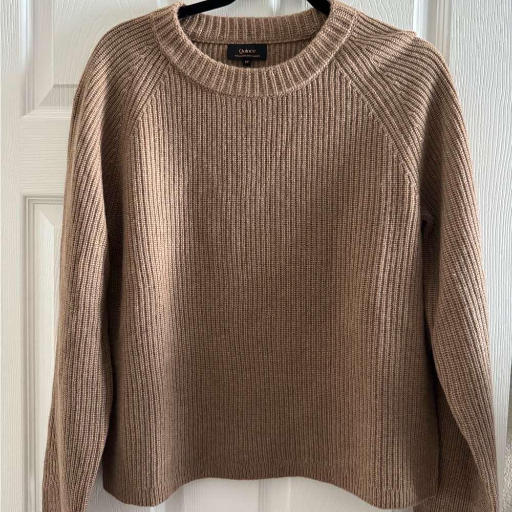 Quince Camel Crewneck Cashmere Sweater - Picture 10 of 10